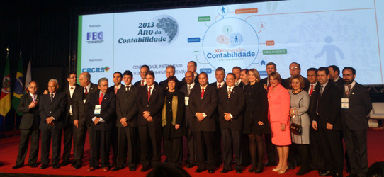 Presidentes dos CRCs reunidos em Bento Gonçalves