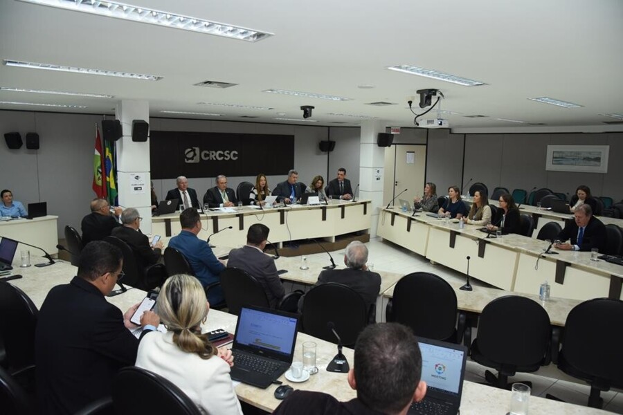 entrega-de-carteiras-profissionais-marca-a-plenaria-de-julho-do-crcsc