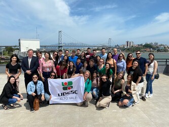 Estudantes de Ciências Contábeis visitam sede do CRCSC, em Florianópolis