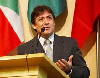 Presidente do CFC ministra palestra em Joinville